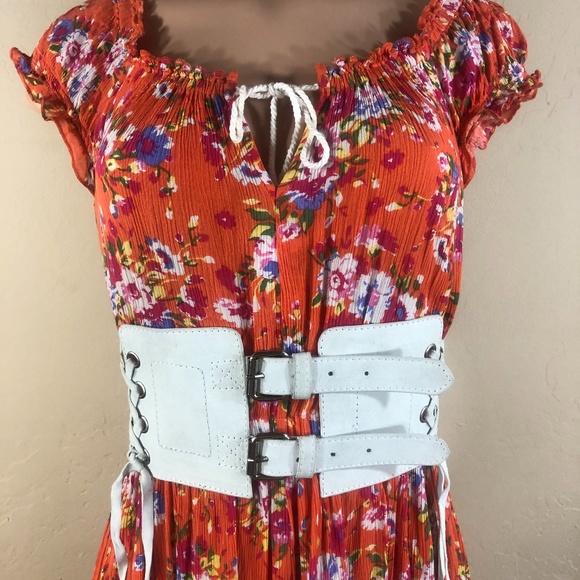Artisan Corset Belt in White Suede Leather - Handmade in Indonesia main image 9